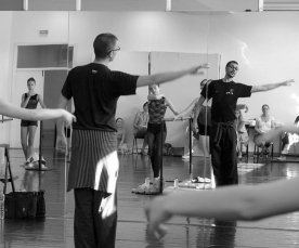 O mestre Gonzalo Zaragoza regresará ao Centro Coreográfico Galego o vindeiro mes para impartir un curso de metodoloxía da danza clásica que terá lugar do 10 ao 12 de outubro