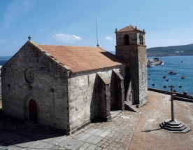 Igrexa parroquial de Santa María de Atalaia en Laxe | Imaxe: Turismo.gal