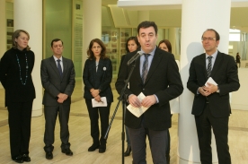 El conselleiro de Cultura, Educación e Ordenación Universitaria, Román Rodríguez González, inauguró en el Gaiás esta exposición