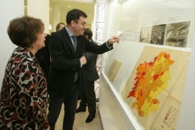 El conselleiro de Cultura, Educación e Ordenación Universitaria, Román Rodríguez González, inauguró en el Gaiás esta exposición