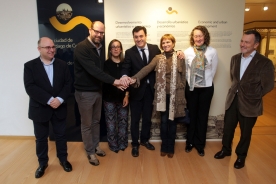 A conselleira de Infraestruturas e Vivenda, o conselleiro de Cultura, Educación e Ordenación Universitaria, a directora de Turismo de Galicia e o alcalde de Santiago asinan o acordo para impulsar esta actuación antes do novo Ano Xacobeo, 2021