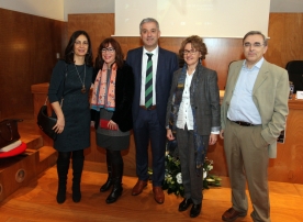 Valentín García inaugurou hoxe á mañá este foro de encontro e de debate arredor do protagonismo feminino nos textos literarios e non literarios do medievo que acolle o Centro Ramón Piñeiro durante tres días