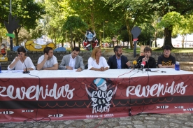 El director de la Agadic, Jacobo Sutil, participó en la presentación que tuvo lugar en el parque Doña Concha de la localidad arousana