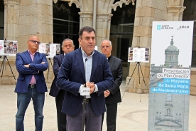 O conselleiro de Cultura, Educación e Ordenación Universitaria, Román Rodríguez, participou esta mañá na presentación do Plan director do Mosteiro de Santa María de Montederramo