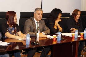El secretario xeral de Política Lingüística, Valentín García Gómez, participó hoy en la mesa inaugural del IX Ciclo de mesas redondas 'Escritores na Universidade'