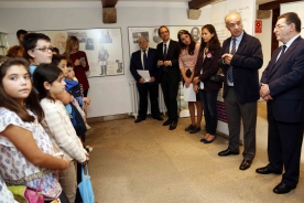  La Consellería de Cultura, Educación e Ordenación Universitaria, representada por el secretario xeral de Cultura, Anxo Lorenzo, participó esta mañana en los actos en recuerdo de Ramón María de él Valle-Inclán que tuvieron lugar en la villa natal del escritor, coincidiendo con el 148º aniversario de su nacimiento.