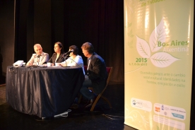 O secretario xeral de Política Lingüística, Valentín García, participou esta mañá no Teatro Castelao de Bos Aires na apertura do XI Congreso Internacional da Asociación Internacional de Estudos Galegos 