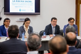 Román Rodríguez participa en la apertura del curso de la Universidad Menéndez Pelayo para impulsar la candidatura de la Ribeira Sacra como Patrimonio Mundial