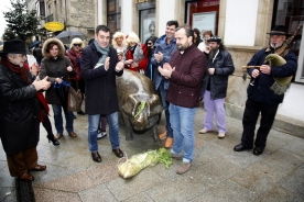 El conselleiro de Cultura, Educación e Ordenación Universitaria, Román Rodríguez, participó en la presentación de la sexta edición de EmporcARTE