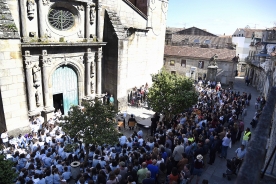 “Esta actividade é unha festa para a palabra, para os versos históricos dos nosos mellores poetas inspirados nas ondas atlánticas, e é, ao mesmo tempo, unha festa para a música”