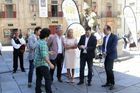  O conselleiro presentou esta mañá na compostelá praza das Praterías o novo programa da Consellería de Cultura, Educación e Ordenación Universitaria, ‘Galicia Culturea’