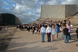 O conselleiro de Cultura, Eduación e Ordenación Universitaria e o secretario xeral de Política Lingüística clausuran o  I Festival de Bandas Infantís e Xuvenís