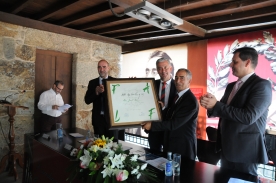 El secretario general de Política Lingüística, Valentín García, participó esta mañana en el acto de entrega del premio 'Celanova, casa de los poetas'