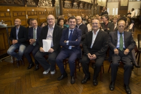 O conselleiro de Cultura, Educación e Ordenación Universitaria en funcións, Román Rodríguez, presidiu esta tarde o acto de entrega do XII Premio Novela Europea ‘Casino de Santiago’