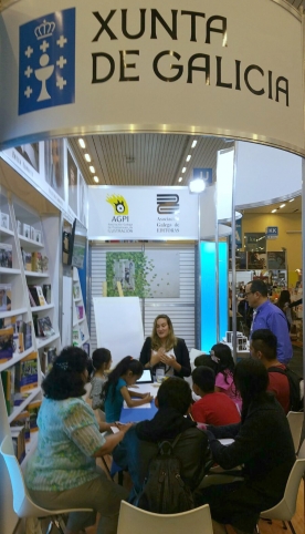 Erica Esmorís na feira do libro