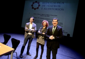 El conselleiro de Cultura, Educación e Ordenación Universitaria, Román Rodríguez, presentó la nueva programación semestral de la Rede Galega de Teatros e Auditorios