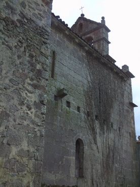 Iglesia de San Vicente de Pinol; foto de patrimoniogalego.net